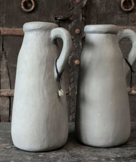 Vase avec poignée